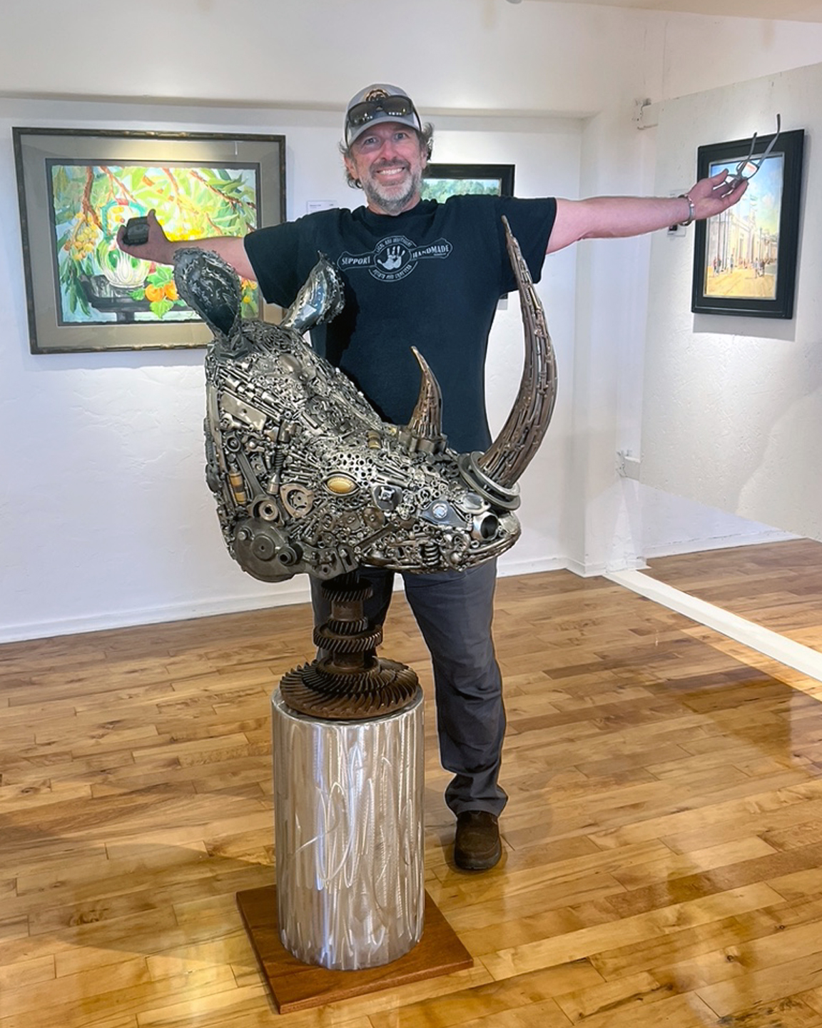 Gallery 1 - Two exhibitions of award-winning artists at Edgewater Gallery