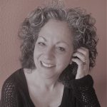 Lauralee Brown "Acoustic Folk/Pop with an Original Twist"